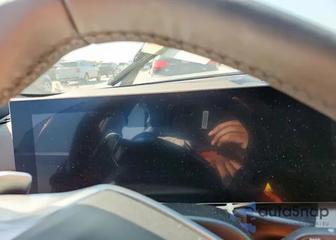 2025 BMW 330I z USA, uszkodzony, nr VIN 3MW69CW01S8E99275